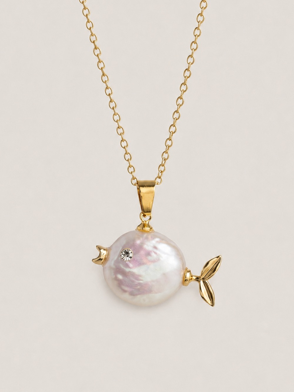 New! 18K Gold Plated Pearl Bead Fish Pendant Necklace NWOT